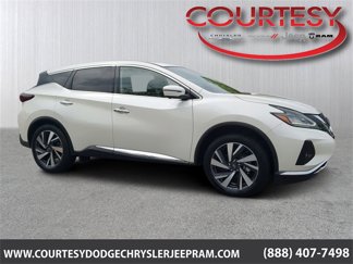 Used 2023 Nissan Murano SL w/ SL Moonroof Package image 1