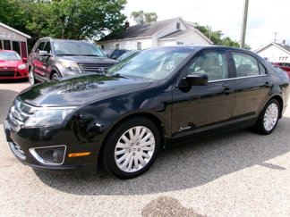 Used 2010 Ford Fusion Hybrid image 1