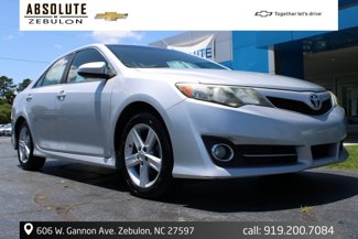 Used 2014 Toyota Camry SE image 1
