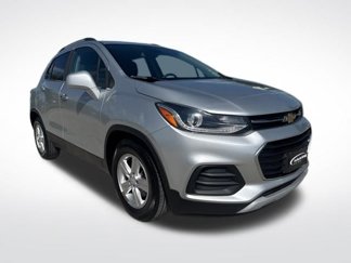 Used 2019 Chevrolet Trax LT w/ LT Convenience Package image 1