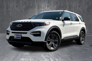 Used 2021 Ford Explorer XLT w/ Equipment Group 202A image 1