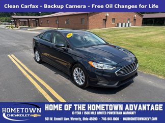 Used 2020 Ford Fusion SE image 1