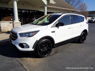 Used 2018 Ford Escape SE w/ SE Sport Appearance Package image 1