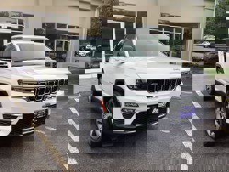 New 2023 Jeep Grand Cherokee 4WD 4xe w/ Luxury Tech Group II image 1