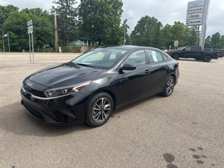 Used 2023 Kia Forte LXS image 1