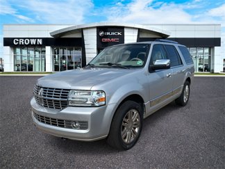 Used 2014 Lincoln Navigator 2WD image 1