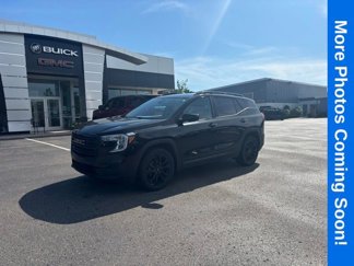 Used 2022 GMC Terrain SLE w/ Driver Convenience Package image 1