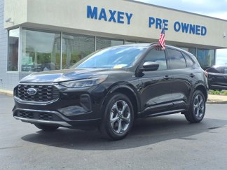 Used 2023 Ford Escape ST-Line w/ Tech Pack #1 image 1