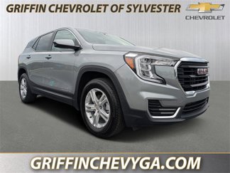 Used 2024 GMC Terrain SLE image 1