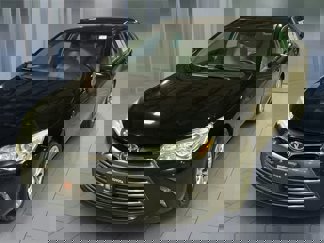 Certified 2016 Toyota Camry LE image 1