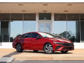 New 2025 Hyundai Elantra Sport image 1