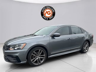 Used 2016 Volkswagen Passat 1.8T R-Line image 1