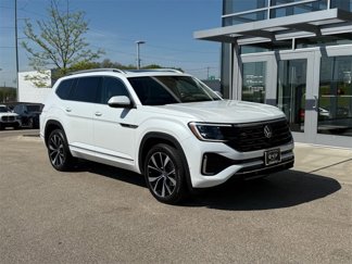 Used 2024 Volkswagen Atlas SEL Premium R-Line image 1