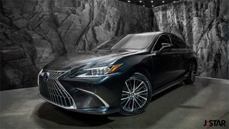 Used 2022 Lexus ES 300h w/ Premium Package image 1