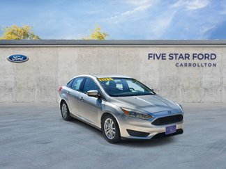Used 2017 Ford Focus SE image 1
