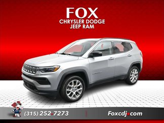 Used 2022 Jeep Compass Latitude w/ Sun and Sound Group image 1
