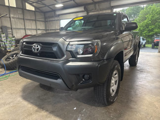 Used 2014 Toyota Tacoma 4x4 Regular Cab image 1