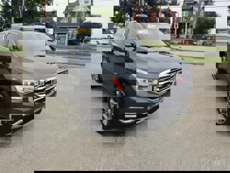 Used 2019 GMC Acadia SLT image 1