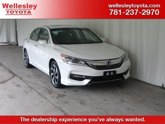 Used 2017 Honda Accord EX-L image 1
