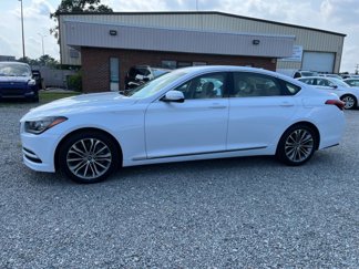 Used 2015 Hyundai Genesis 3.8 image 1