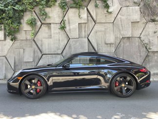 Used 2017 Porsche 911 Carrera 4S image 1