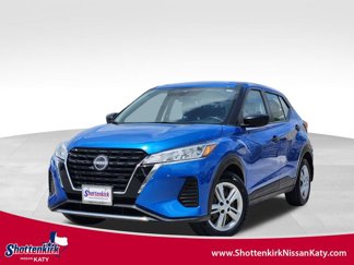 Used 2022 Nissan Kicks S image 1