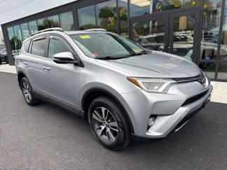 Used 2017 Toyota RAV4 XLE image 1