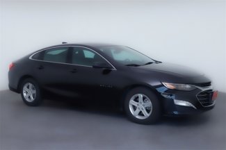 Used 2023 Chevrolet Malibu LT image 1