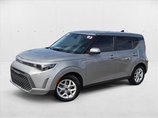 Used 2023 Kia Soul LX w/ LX Technology Package image 1