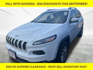 Used 2017 Jeep Cherokee Latitude w/ Comfort/Convenience Group image 1