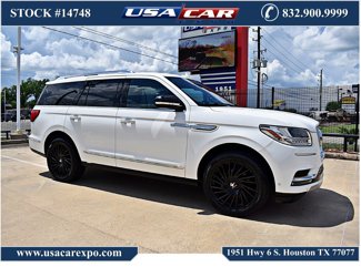 Used 2020 Lincoln Navigator 4WD image 1