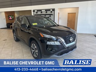 Used 2021 Nissan Rogue SV image 1
