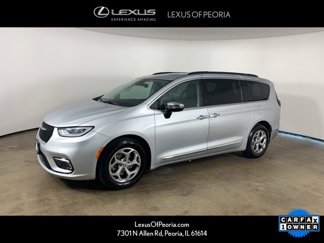 Used 2023 Chrysler Pacifica Limited image 1