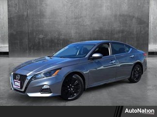 Used 2022 Nissan Altima 2.5 S image 1