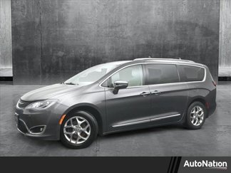 Used 2019 Chrysler Pacifica Limited image 1