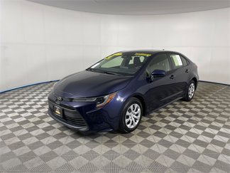 Used 2023 Toyota Corolla LE image 1