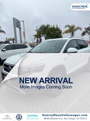 Used 2022 Volkswagen Taos SE w/ Panoramic Sunroof Package image 1