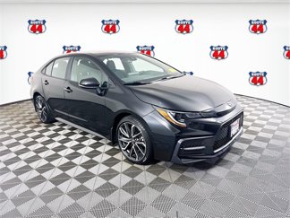 Certified 2022 Toyota Corolla SE image 1