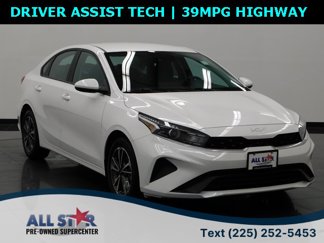 Used 2023 Kia Forte LXS image 1