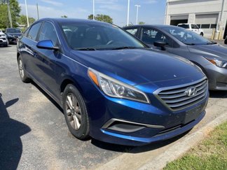 Used 2016 Hyundai Sonata SE image 1