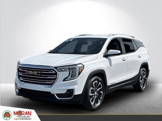 Used 2022 GMC Terrain SLT w/ LPO, Floor Liner Package image 1