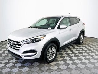 Used 2017 Hyundai Tucson SE image 1