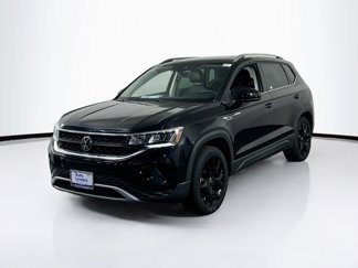 Used 2022 Volkswagen Taos SE image 1