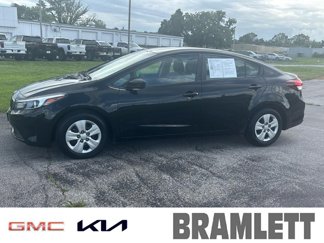 Used 2017 Kia Forte LX image 1