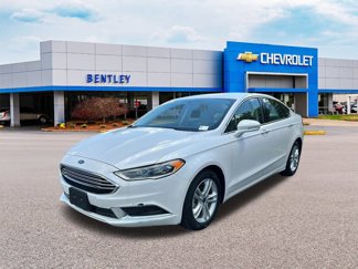 Used 2018 Ford Fusion SE w/ Fusion SE Technology Package image 1
