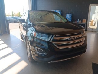 Used 2017 Ford Edge Titanium w/ Equipment Group 301A image 1