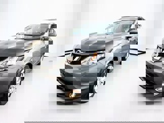 Used 2017 Nissan Rogue Sport SV w/ SV Premium Package image 1
