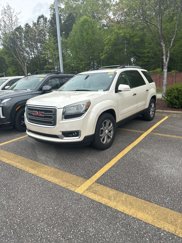 Used 2015 GMC Acadia SLT image 1