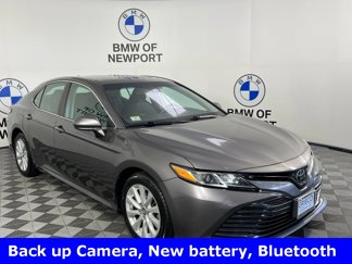 Used 2019 Toyota Camry LE image 1