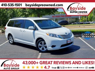Used 2015 Toyota Sienna LE image 1